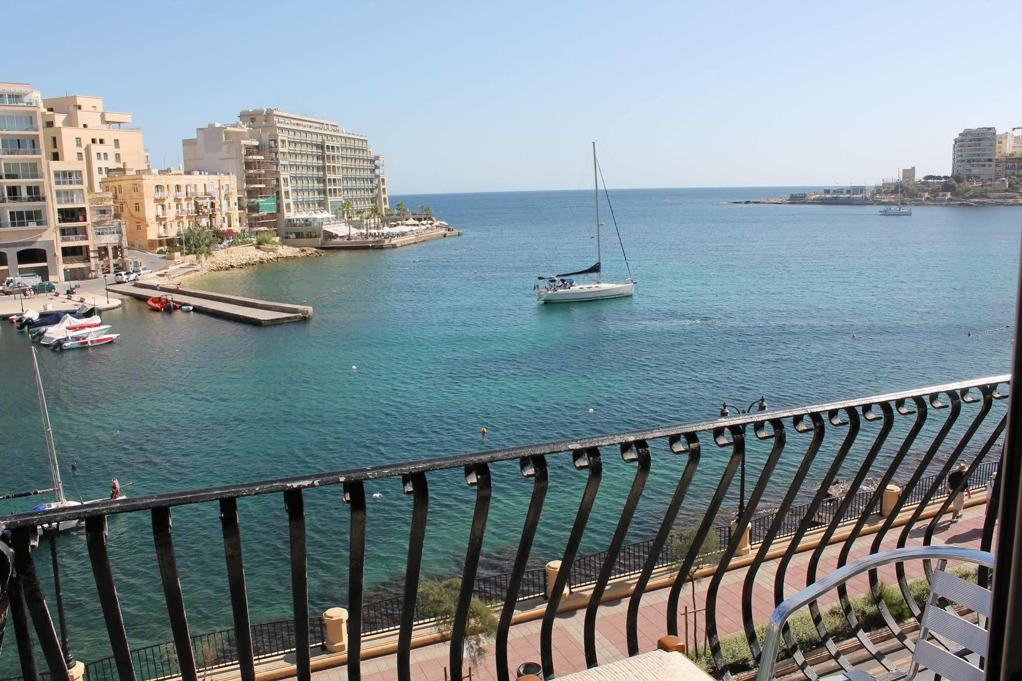 Spinola Bay Top Floor Seafront 3 Bedroom Apartment With Panoramic Sea Views - By Getawaysmalta Saint Julian's Exterior foto